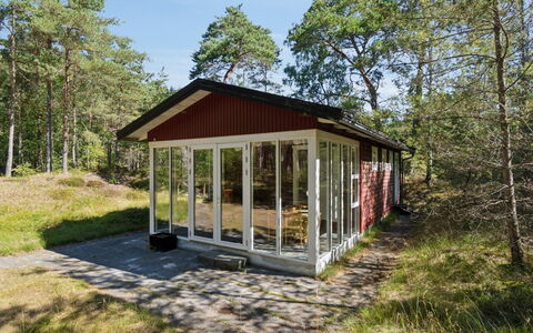 Fredsine - 1.2Km from the Sea: Bois, Toit, Architecture, Domicile, Maison, Chalet, Siding, Dur, Pente, Biens