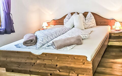 Finkenberg 900: Meubles, Lit, Design Intérieur, Chambre, Bois, Sol, Sol, Literie, Drap De Lit, Pièce
