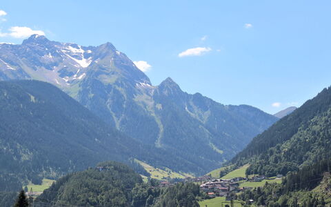 Finkenberg 900: Montagne, Ciel, Nuage, Plante, Arbre, Paysage Naturel, Montagnes, Terrain, Paysage, Prairie