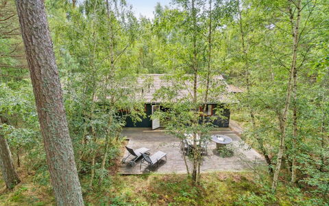 Clementine - 1.2Km from the Sea: Bois, Toit, Architecture, Domicile, Maison, Chalet, Siding, Dur, Pente, Biens