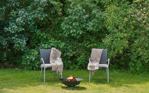Geske - 3.2Km from the Sea: Domicile, Toit, Maison, Chalet, Biens, Porte, Porche, Siding, Ferme, Ombre