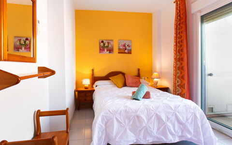 San Luis Playa: Meubles, Design Intérieur, Sol, Chambre, Sol, Bois, Lit, Pièce, Plafond, Appartement
