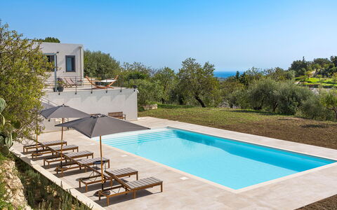 Casa Bianca - Noto, Sicilia: L'Eau, Plante, Propriété, Ciel, Piscine, Bleu Azur, Arbre, Bâtiment, Ombre, Loisir