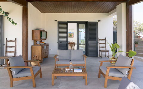 Casa Bianca - Noto, Sicilia: Propriété, Plante, Bois, Ombre, Design Intérieur, Confort, Éclairage, Salon, Plante D'Appartement, Sol