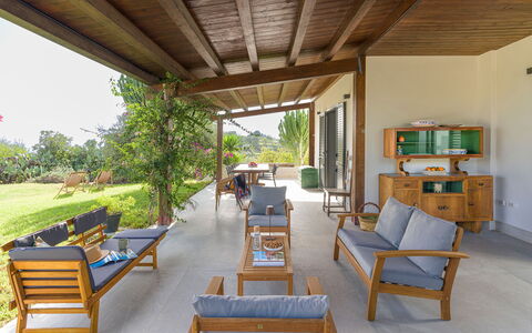 Casa Bianca - Noto, Sicilia: Plante, Vert, Porche, Bois, Ombre, Arbre, Bâtiment, Salon, Chalet, Dur