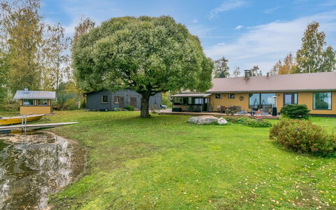 Kiviniemi: Herbe, Arbuste, Maison, Paysage, Zone Rurale, Plaine, Chalet, Lot Terre, Domicile