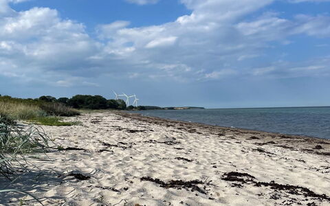 Emmalina - 1.3Km from the Sea: Ciel, Bleu, Nuage, Côte, Plage, Horizon, Cotiers Et Relief Océaniques, Rive, Mer