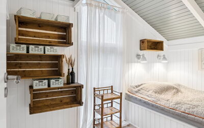 Pauliina - 500M from the Sea