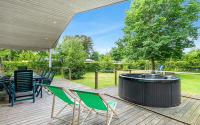 Gravers - 100M from the Sea