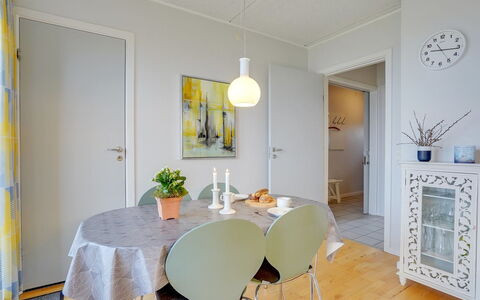 Kulben: Bleu, Arbuste, Chalet, Couverture De Sol, Jardin, Biens, Ombre, Aménagement Paysager, Ferme, Eco Hôtel