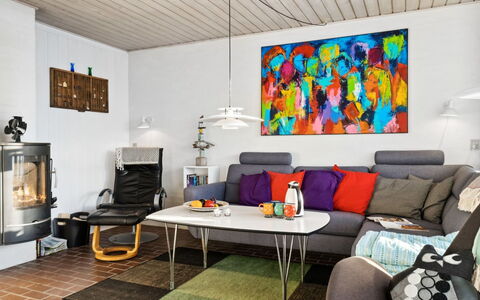 Leny - 900M from the Sea: Meubles, Design Intérieur, Sol, Canapé, Mur, Sol, Salon, Éclairage, Pièce, Domicile