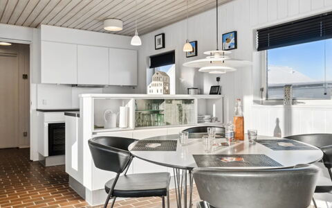 Leny - 900M from the Sea: Meubles, Design Intérieur, Luminaire, Cuisine, Sol, Plafond, Bois, Comptoir, Sol, Chaise