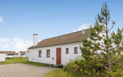 Leny - 900M from the Sea