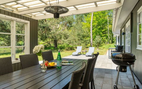 Smilla - 300M from the Sea: Bois, Toit, Architecture, Domicile, Maison, Chalet, Siding, Dur, Pente, Biens
