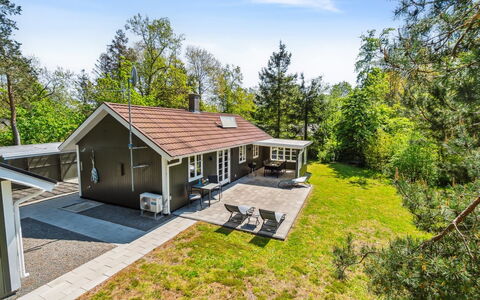 Smilla - 300M from the Sea: Bois, Toit, Architecture, Domicile, Maison, Chalet, Siding, Dur, Pente, Biens