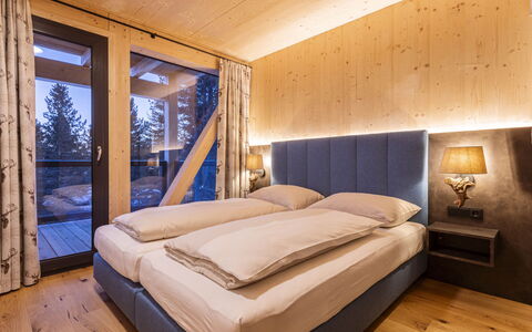 Turracher Höhe 160: Domicile, Chambre, Dur, L'Hiver, Hôtel, Lit, Cabane En Rondins, Cadre De Lit, Literie, Suite
