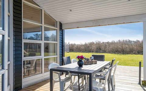 Rudy - 800M from the Sea: Plafond, Sol, Design Intérieur, Sol, Composite, Meubles, Recours, Hôtel, Conception, Daylighting