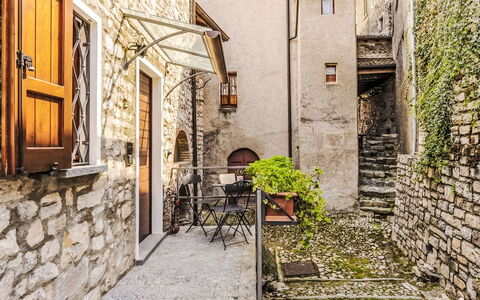 Marianna: Mur, Architecture, Porte, Ruelle, Pot De Fleur, Pavé, Brique, Escaliers, Dalle, Béton