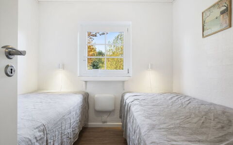 Krok - 1.2Km from the Sea: Mur, Bois, Sol, Sol, Plafond, Chambre, Pièce, Lit, Literie