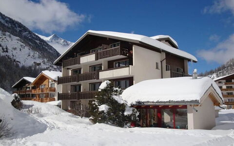 Haus Azur: Chaîne De Montagnes, Station De Montagne, Alpes, Neige, Gelé, Village, Village De Montagne, L'Hiver, Vallée, Sommet