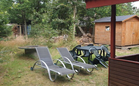 Friis - 100M from the Sea: Bois, Meubles, Mobilier De Jardin, Jardin, Arrière-Cour, Chaise, Cour, Tableau De Plein Air, Pelouse, Ombre