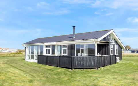 Arild - 300M from the Sea: Herbe, Prairie, Lot Terre, Chalet, Zone Rurale, Prairie, Batiments Jardin, Jardin, Cabanon