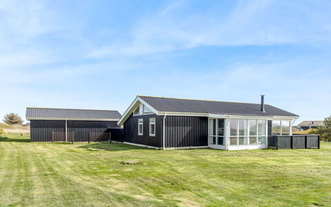 Arild - 300M from the Sea: Herbe, Prairie, Lot Terre, Chalet, Zone Rurale, Prairie, Batiments Jardin, Jardin, Cabanon