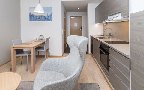 Rukachalet 2407: Design Intérieur, Sol, Sol, Meubles, Bois, Plafond, Appartement, Parquet, Pièce, Domicile