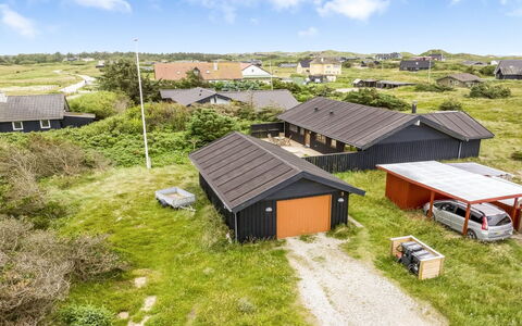 Gidske - 300M from the Sea: 