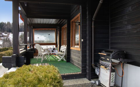 Kil-Ukru: Bois, Porte, Tache De Bois, Dur, Chalet, Siding, Porche, Planche, Cabane En Rondins, Cour