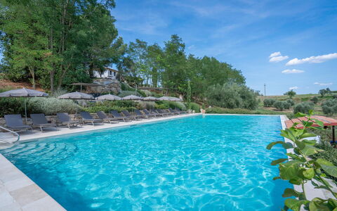 Pendolino Spereto Apartment With Pool, Montaione: Piscine, Recours, Mobilier De Jardin, Eco Hôtel, Balancelle, Jardin, Aménagement Paysager, Thermes, Ville Resort, Hacienda