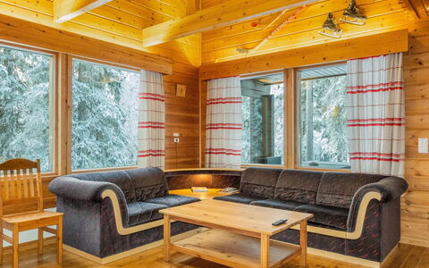 Lysti: Zone Rurale, Station De Montagne, Village, Chaîne De Montagnes, Vallée, Village De Montagne, Alpes, Eco Hôtel, Balcon, Hôtel