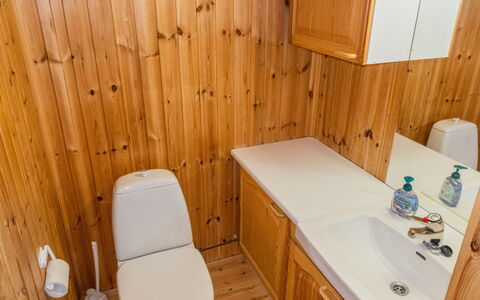 Lysti: Chalet, Maison, Domicile, Batiments Jardin, Siding, Cabane En Rondins, Ferme, Biens, Cabanon, Cour