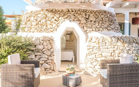 Villa Trullo - Torricella, Puglia: Propriété, Plante, Design Intérieur, Bâtiment, Ciel, Brique, Mur, Immobilier, Paysage, Mur De Pierre