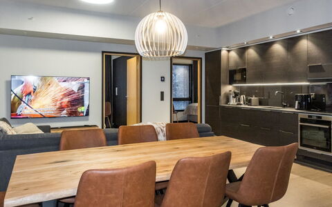 Levi Kahnu: Balcon, Appartement, Ombre, Verre, Condominium, Balustrade, Porche, Daylighting, Plate-Forme, Mobilier De Jardin