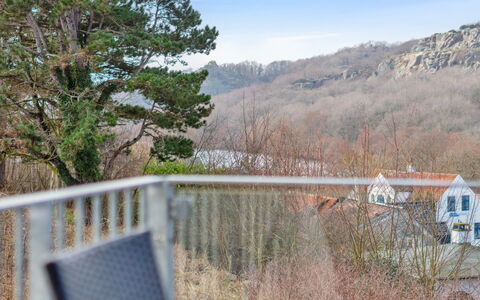 Rossella - 450M from the Sea: Bois, Toit, Architecture, Domicile, Maison, Chalet, Siding, Dur, Pente, Biens