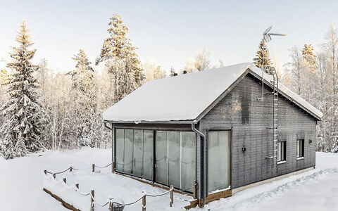 Villa Aava: Arbre, Banque, Maison, Chalet, Lac, Étang, Forêt, Cabane En Rondins
