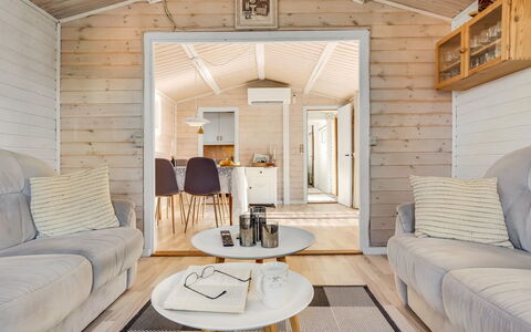 Holte - 750M from the Sea: Dur, Cabane En Rondins, Tache De Bois, Planche, Salon, Batiments Jardin, Parquet, Cabanon