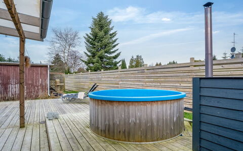 Holte - 750M from the Sea: Bois, Composite, Piscine, Plate-Forme, Mobilier De Jardin, Tache De Bois, Dur, Arrière-Cour, Cour