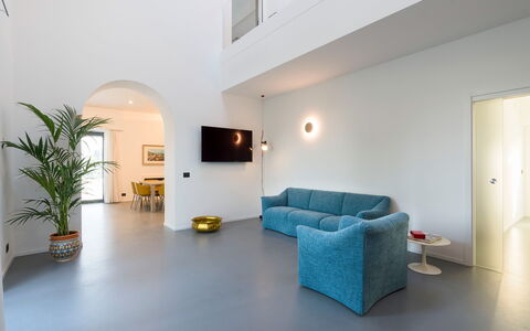 Villa Decoro - Mascali, Sicilia: Plante, Meubles, Canapé, Plante D'Appartement, Confort, Design Intérieur, Sol, Sol, Salon, Pot De Fleur