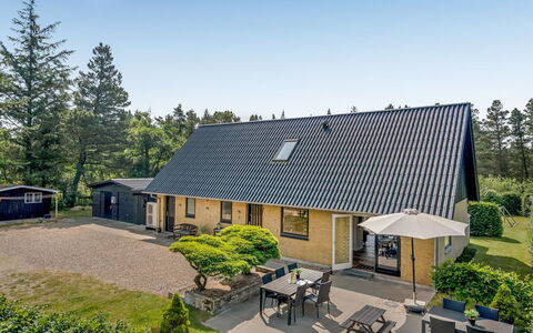 Lavrans - 2.5Km from the Sea: Chalet, Cabanon, Cabane, Ferme, Prairie, Cabane, Grange, Cabane En Rondins, Batiments Jardin