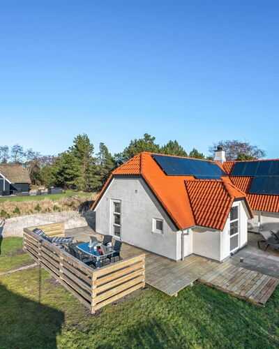 Malti - 1.3Km from the Sea
