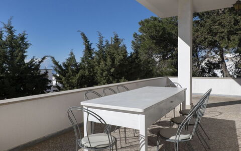 Torre Vado 653: Meubles, Chambre, Lit, Sol, Literie, Appartement, Design Intérieur, Sol, Drap De Lit, Cadre De Lit