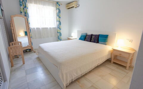 Atalaya Rio Verde: Meubles, Design Intérieur, Sol, Sol, Bois, Chambre, Lit, Pièce, Textile, Linge