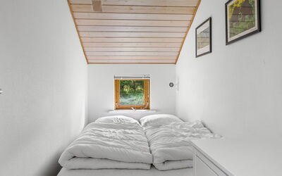 Emila - 2.2Km from the Sea