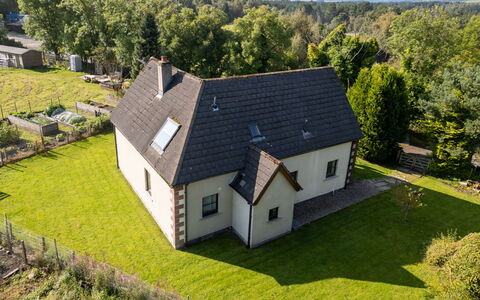 Lower Curr: Plante, Bâtiment, Propriété, Fenêtre, Arbre, Paysage Naturel, Maison, Lot Terre, Chalet, Ciel