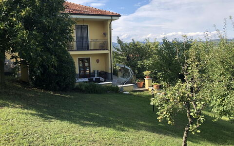 Bellavista: Pelouse, Jardin, Arrière-Cour, Cour, Ombre, Aménagement Paysager, Ferme, Villa