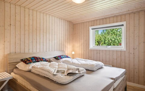 Bajram: Bois, Chambre, Design Intérieur, Plafond, Sol, Sol, Lit, Pièce, Tache De Bois, Dur
