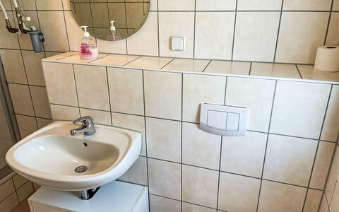 Schneider 2D: Marron, Luminaire Plomberie, Robinet, Évier, Lavabo, Propriété, Salle De Bains, Noir, Violet, Design Intérieur