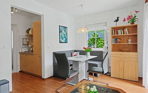 Schneider 2D: Meubles, Design Intérieur, Sol, Bois, Sol, Table, Canapé, Éclairage, Pièce, Salon